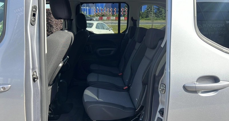 Toyota Proace City Verso cena 116900 przebieg: 38456, rok produkcji 2021 z Grajewo małe 211